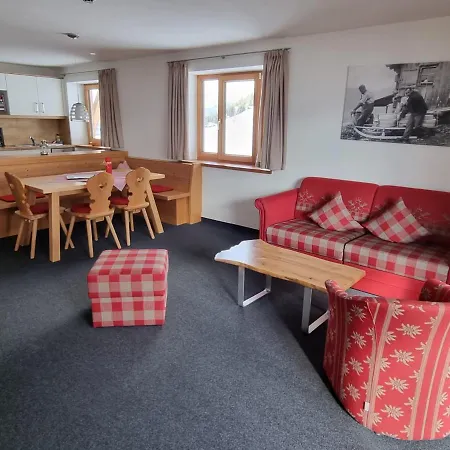 Gaestehaus Alpina Apartment Riezlern