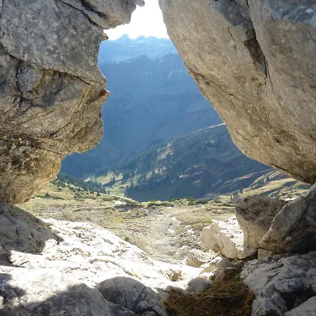 Gaestehaus Alpina Appartamento *