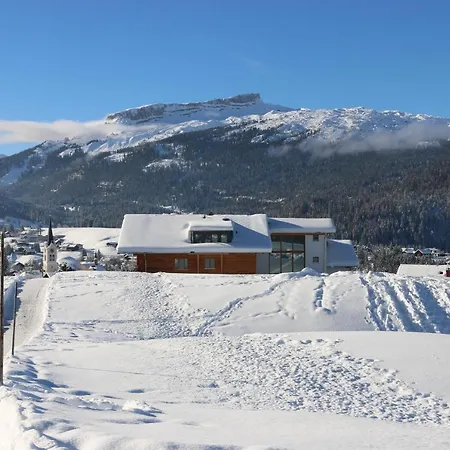 Gaestehaus Alpina Apartment *
